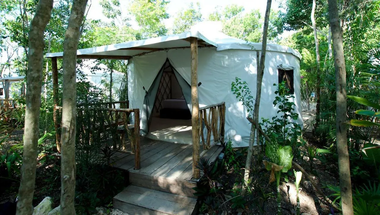 Apartmán Huaya Camp Playa del Carmen Mexiko