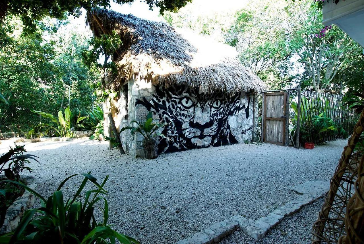 Apartament Huaya Camp Tulum